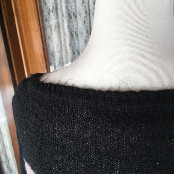 Forever 21 black & cream sweater size medium - Picture 6 of 8